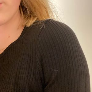 Black ribbed Wilfred Free (aritzia) Long Sleeve